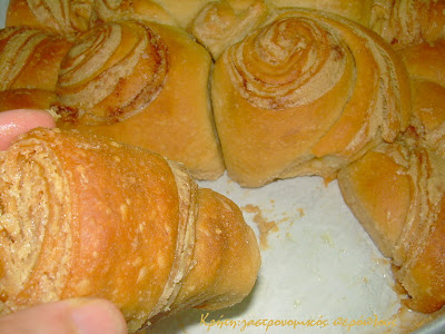 Γλυκό νηστίσιμο ψωμί με ταχίνι και &#8220;fusion&#8221; επιρροές