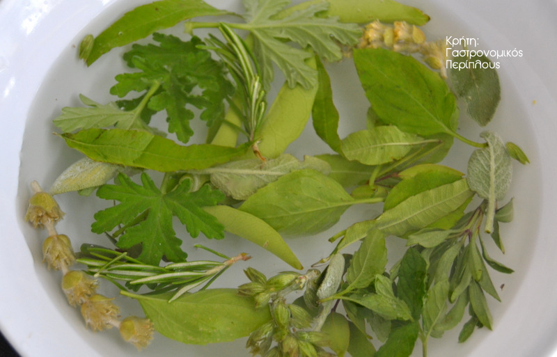Το σαρανταβότανο ή σαρανταδέντρι κι ένα χωνευτικό λικέρ με βότανα