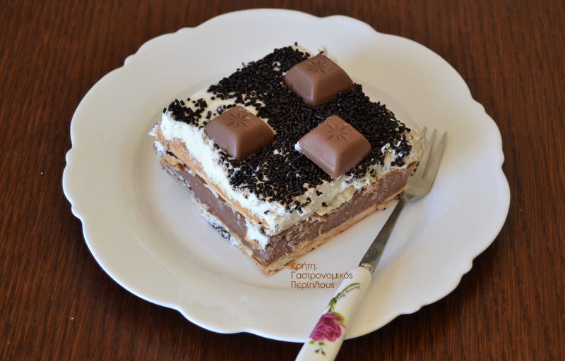 Σοκολατένιο γλυκό ψυγείου με cream crackers