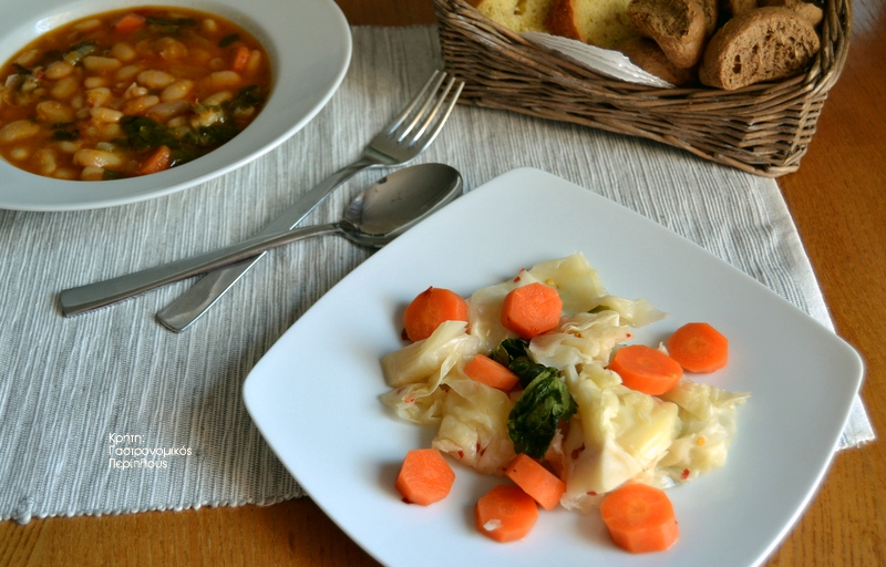 Λάχανο, καρότο και σέλινο τουρσί