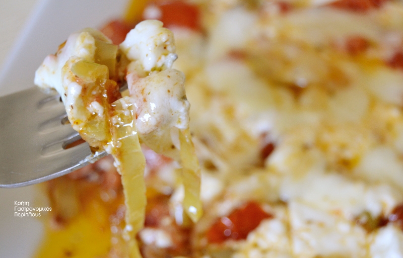 Πιπεριές με τυριά στο τηγάνι (VIDEO)