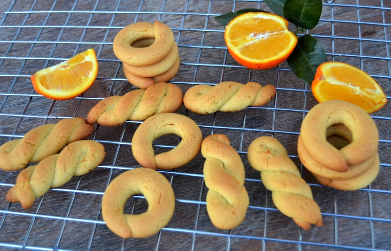 Κουλουράκια πορτοκαλιού με ελαιόλαδο